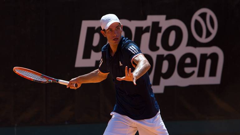 Nuno Borges segue em frente no Porto Open 2018