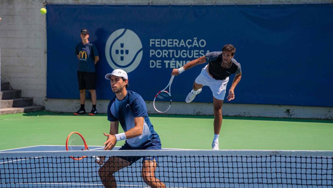 Duplas lusas avançam no dia do adeus de Frederico Silva ao Porto Open 2022