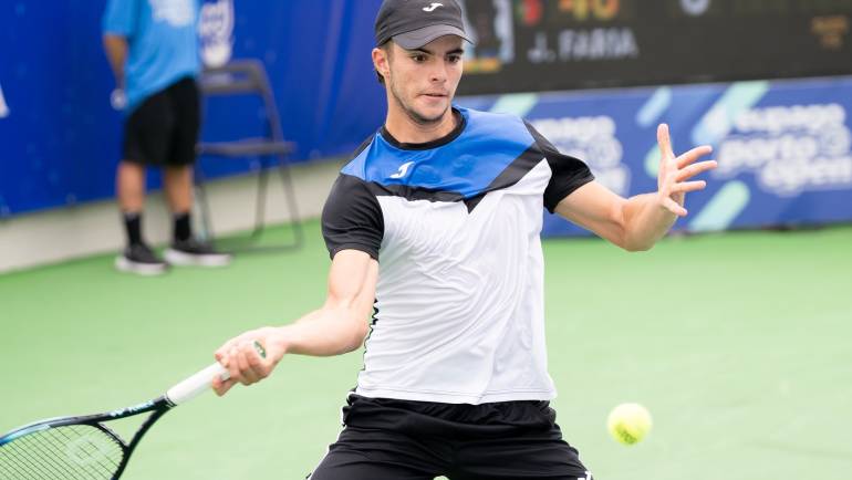 Jaime Faria vence duelo português e está nos quartos de final do Eupago Porto Open