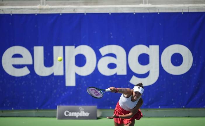 Matilde Jorge apadrinha regresso de provas WTA ao Porto com vitória na primeira ronda